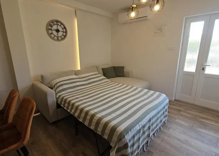 Nara ביבינייה