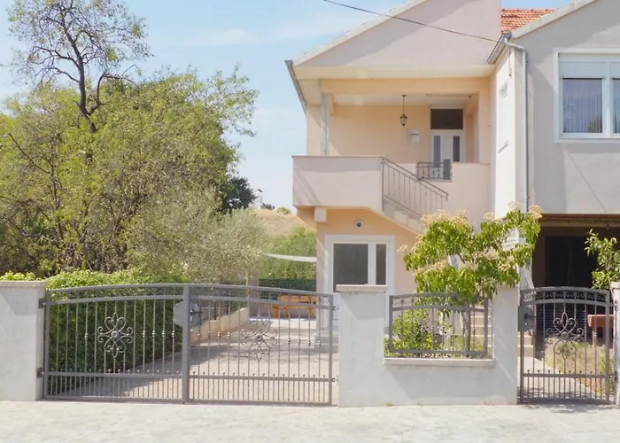 Nara דירה ביבינייה